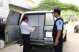 Bảo vệ áp tải hàng hóa