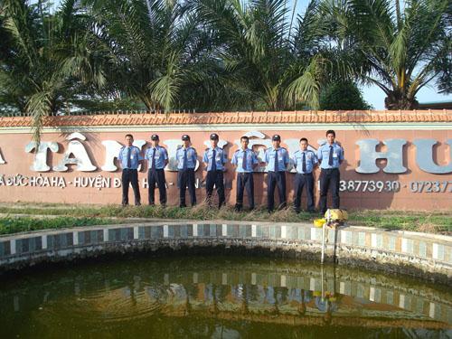 Bảo vệ công ty, xí nghiệp