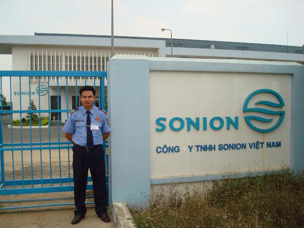 Bảo vệ công ty, xí nghiệp