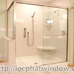 Phòng tắm kính cường lực