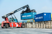Vận chuyển hàng bằng container