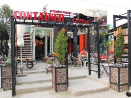 Container cafe