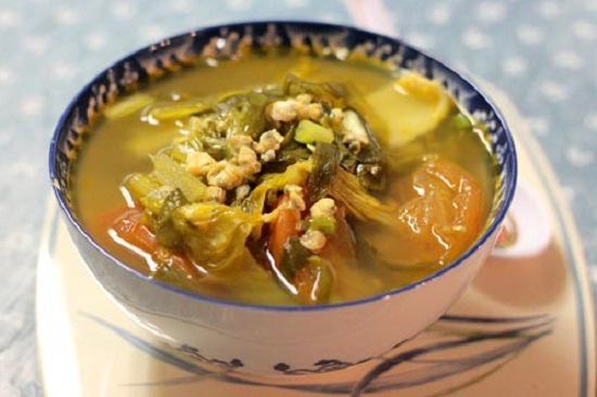 Canh cải chua thịt bằm