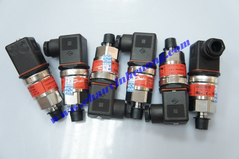 Cảm biến áp suất Danfoss 060G1124