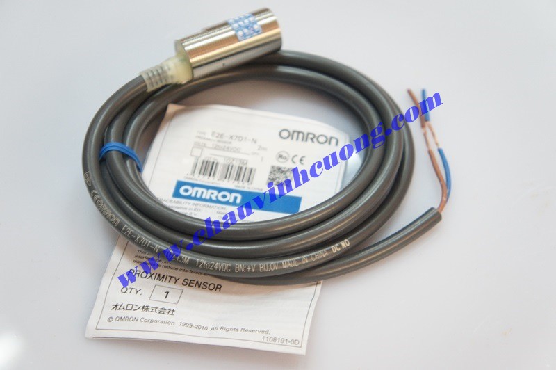 Cảm biến tiệm cận Omron E2E-X7D1-N