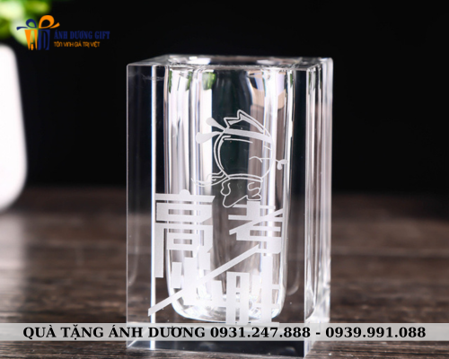 Cắnm bút pha lê D016