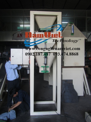 Cân đóng bao gạo 1 phễu cân