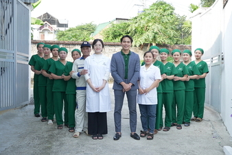 Cán bộ công nhân viên