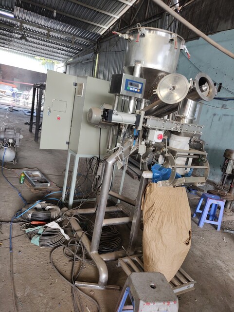 Cân định lượng sản phẩm dạng bột