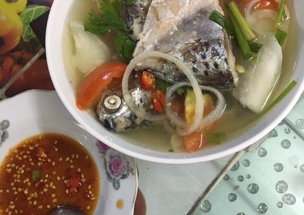 Canh rau ngót cá bạc má