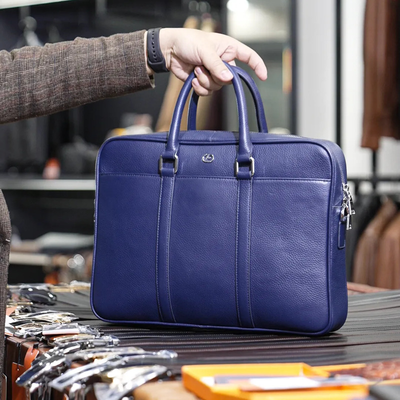Cặp đựng Laptop da bò hạt màu Navy FTT Leather