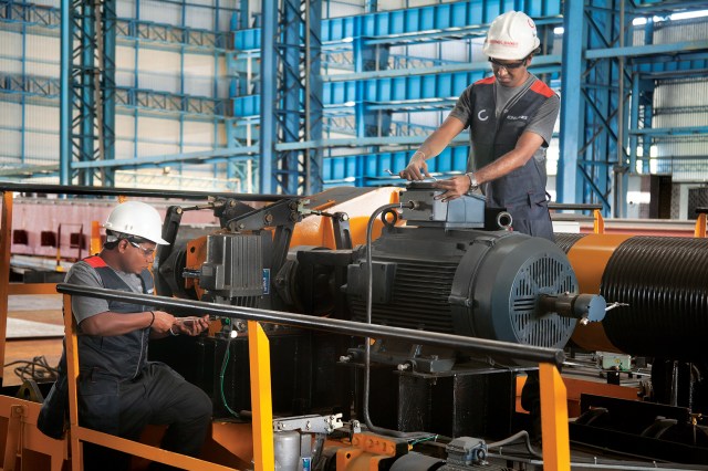 Sửa chữa cầu trục, cổng trục