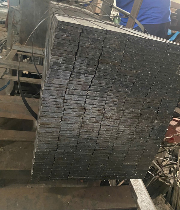 Cắt khắc laser thép