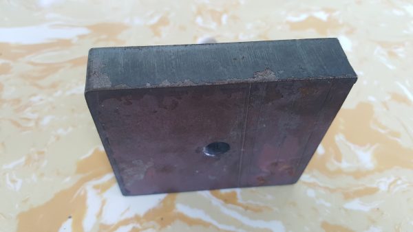 Cắt laser sắt dày 20mm