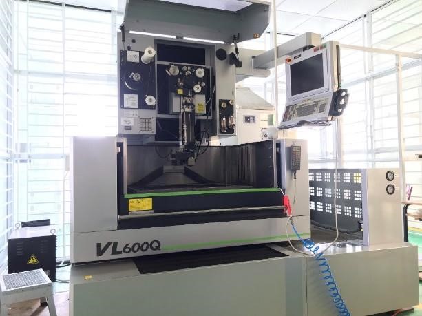 Cắt dây CNC