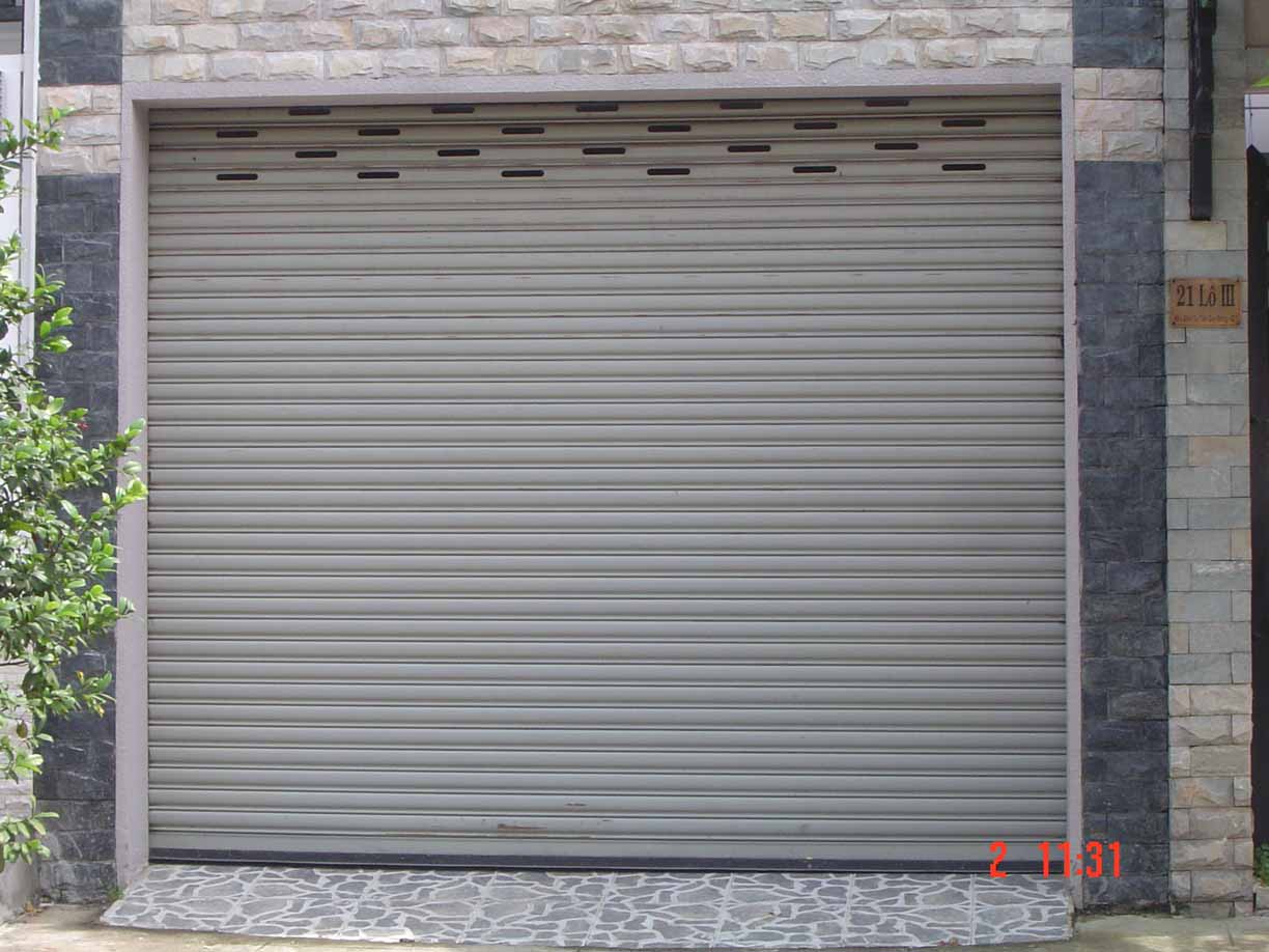 Cửa cuốn tấm liền úc