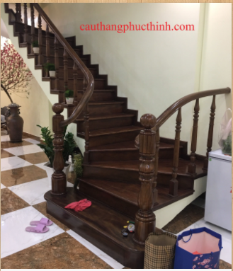 Cầu thang gỗ