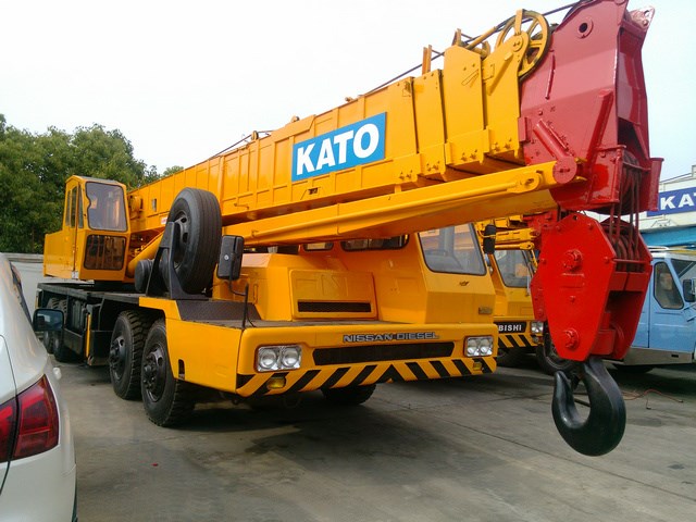 Cẩu 50T