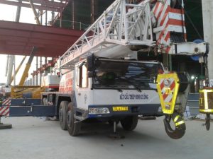 Cẩu 70 tấn