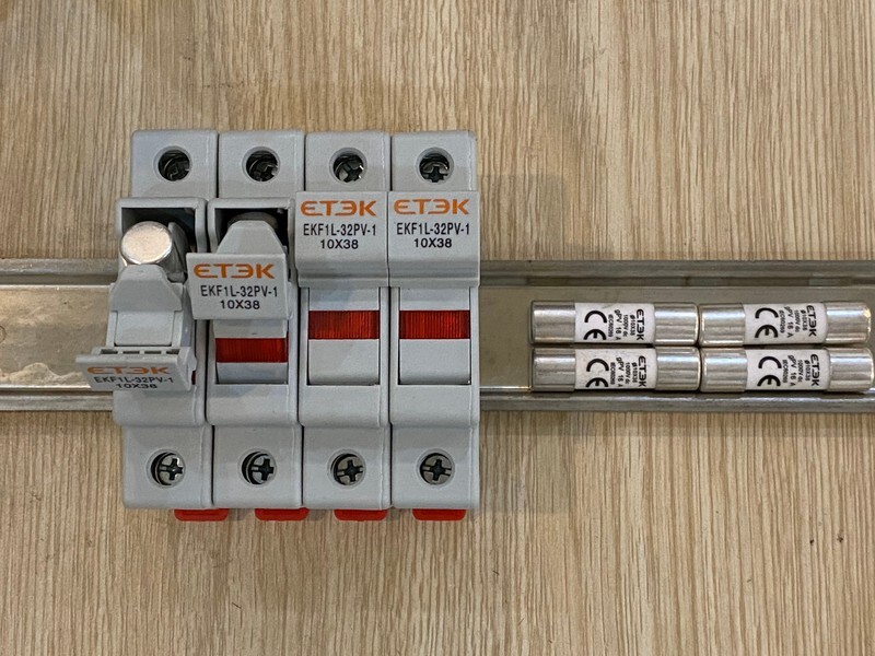 Cầu chì DC 1000V 16A 32A chuyên dụng năng lượng mặt trời Etek