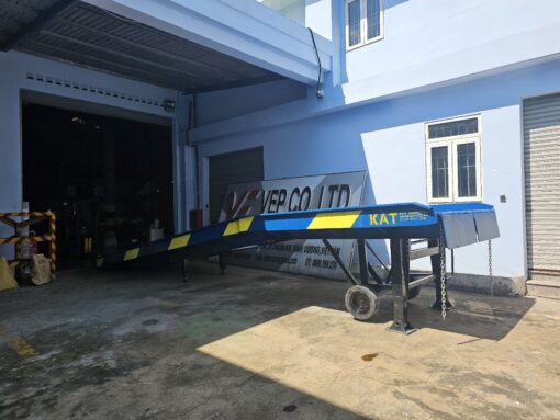 Cầu dẫn xe nâng lên Container 10.3m tải trọng 10 tấn KAT
