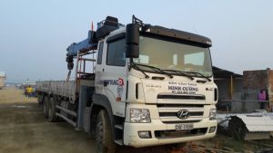 Cẩu tự hành 11 tấn