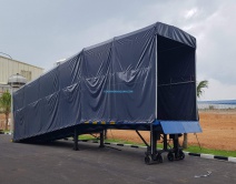 Cầu dẫn xe nâng lên container