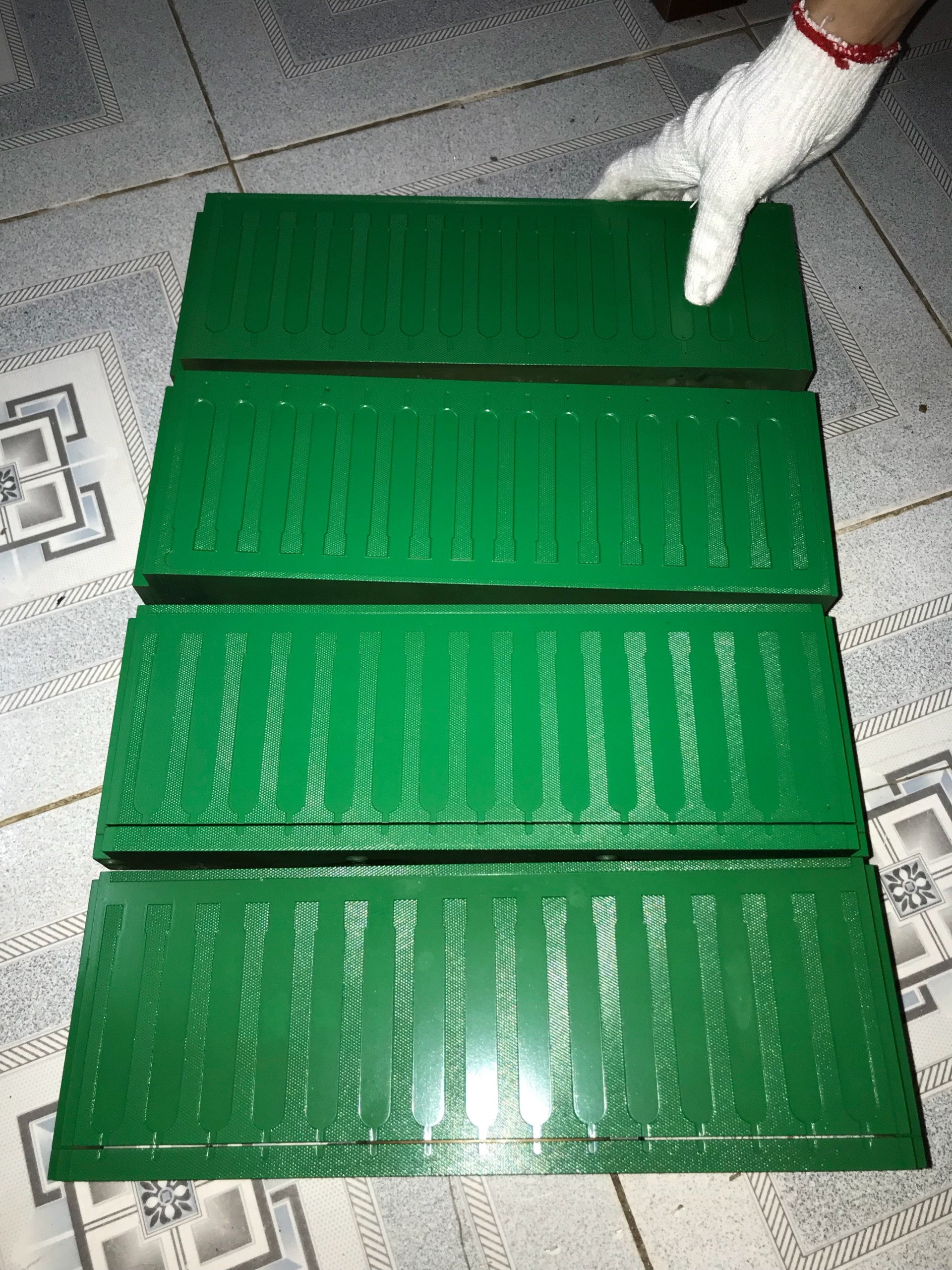Chống dính dược phẩm