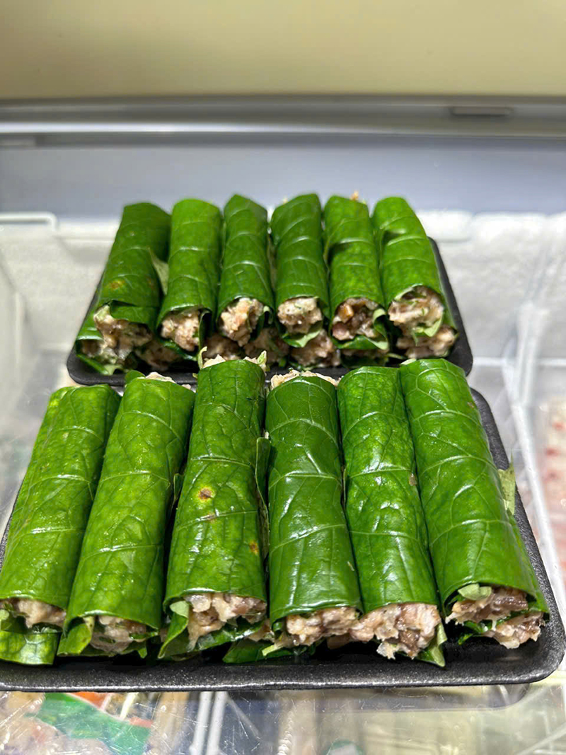 Chả lá lót