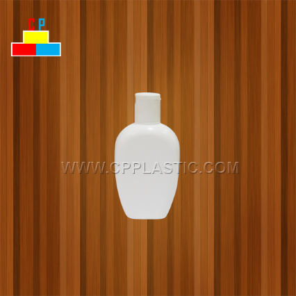 Chai dung dịch vệ sinh phụ nữ