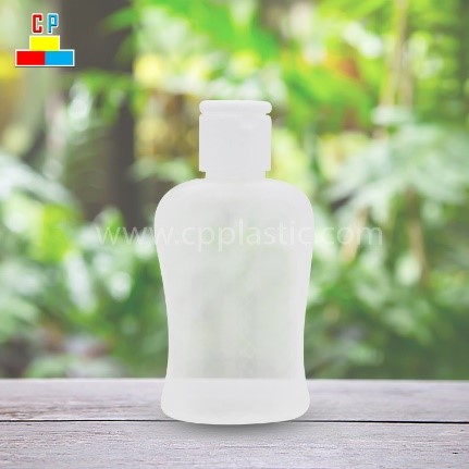 Chai dung dịch vệ sinh phụ nữ