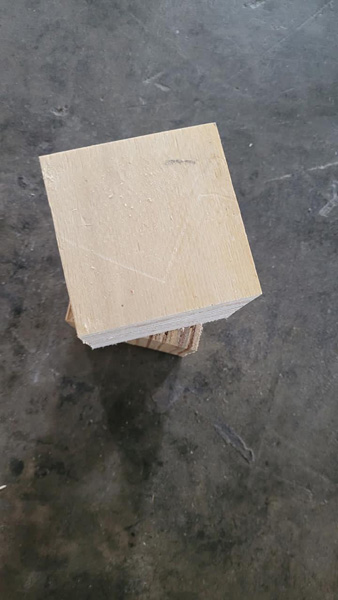 Chân cục pallet ván ép