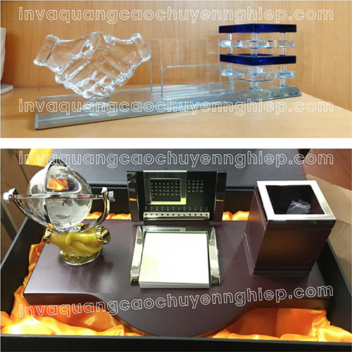 Chặn giấy thủy tinh