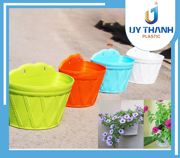 Chậu hoa nhựa treo tường