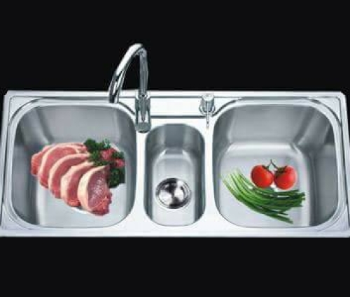 Chậu rửa 2 hộc và 1 học phụ không cánh
