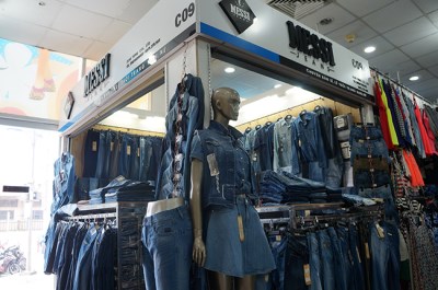 Thời trang jeans