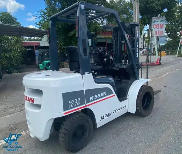 Dịch vụ cho thuê xe nâng