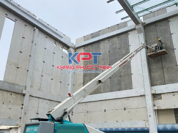 Xe nâng người