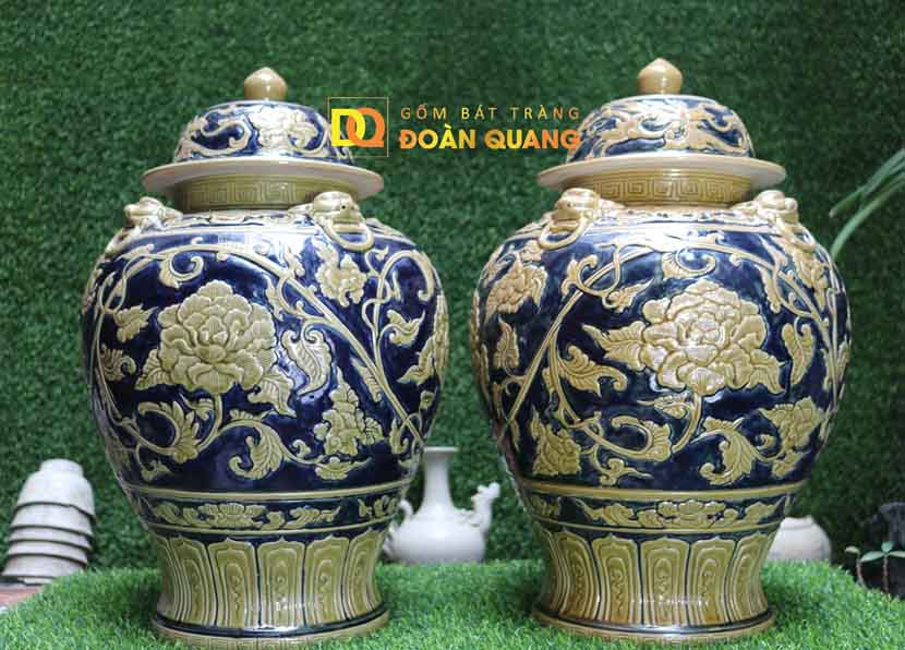 Chóe khắc nổi hoa phù dung