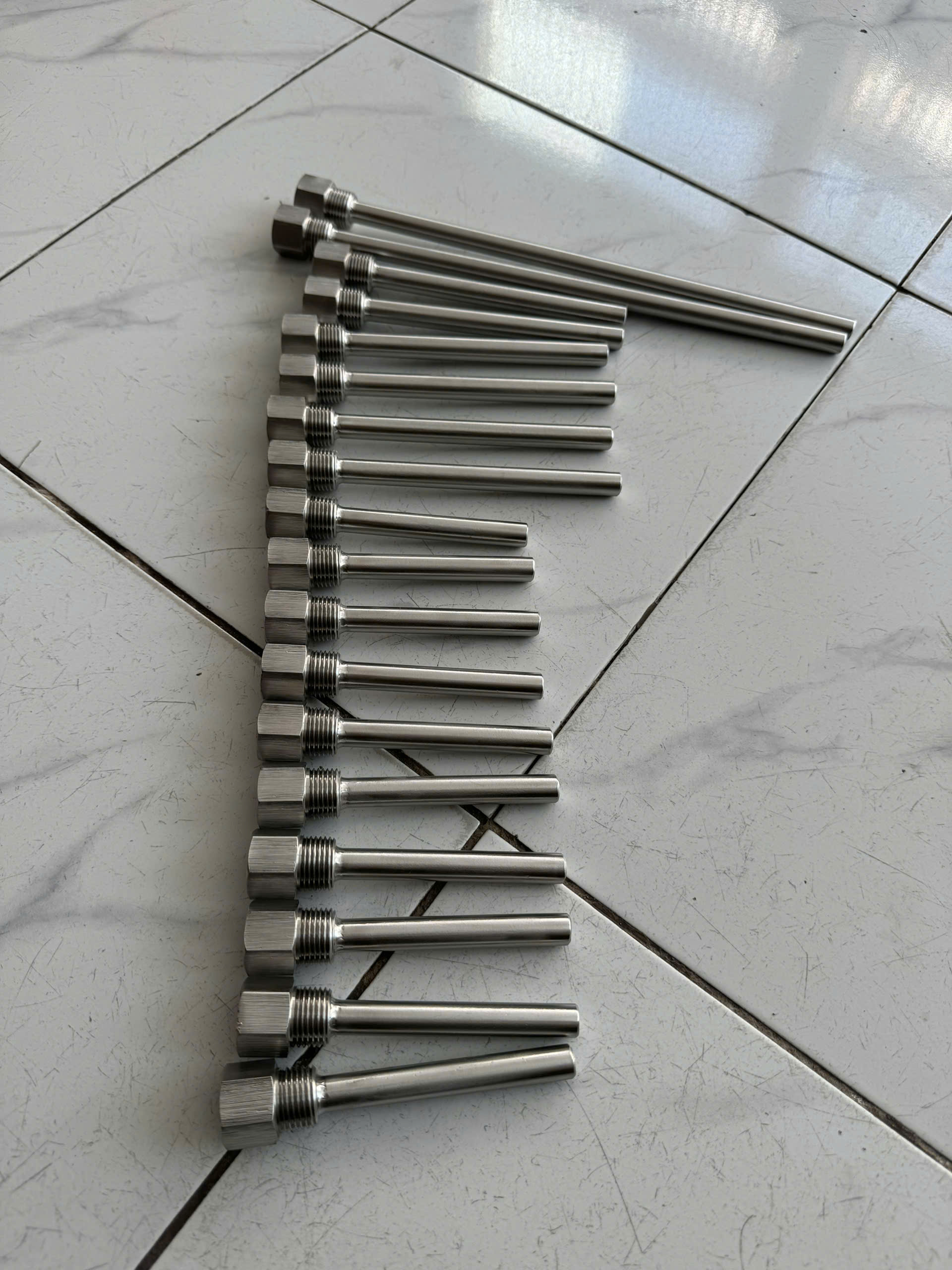 Chốt lõi thép