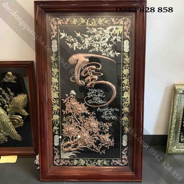 Chữ tâm thư pháp đồng đỏ
