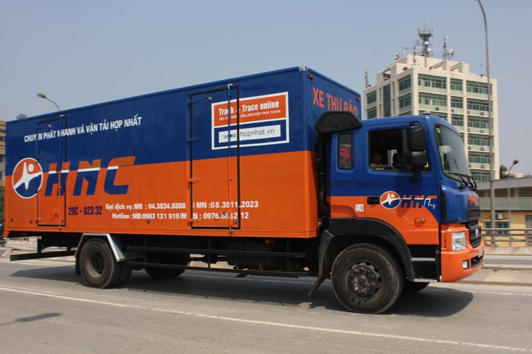 Chuyển phát nhanh quốc tế