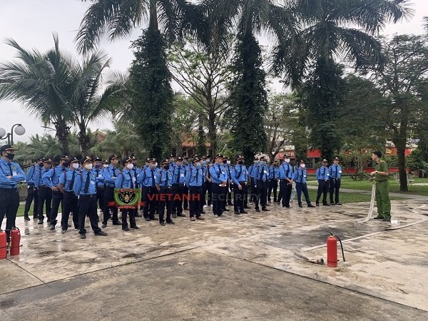 Dịch vụ bảo vệ nhà máy