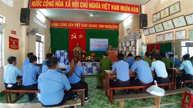 Bảo vệ mục tiêu cố định