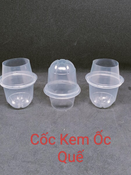 Cốc nhựa dùng 1 lần