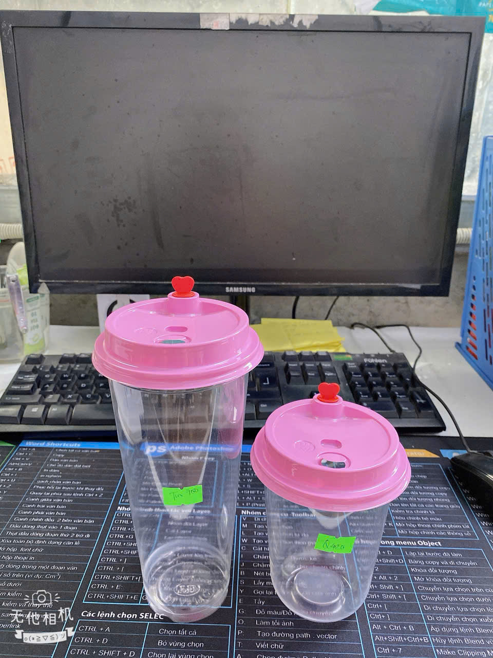 Cốc nhựa dùng 1 lần