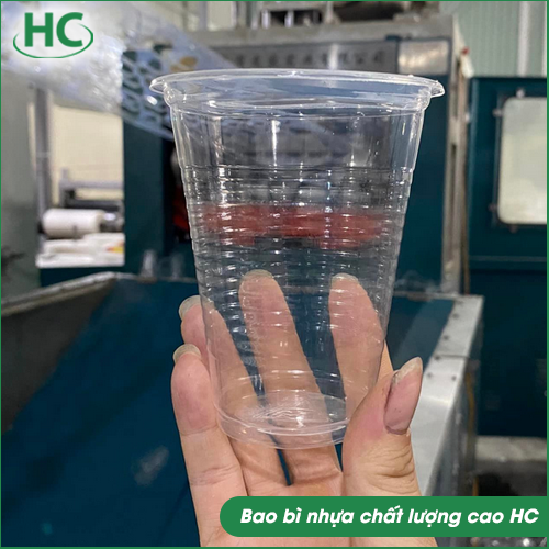 Cốc nhựa dùng 1 lần