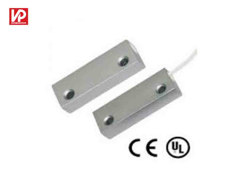 Công tắc cửa