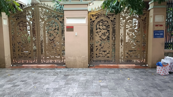 Cổng tự động âm sàn BFT