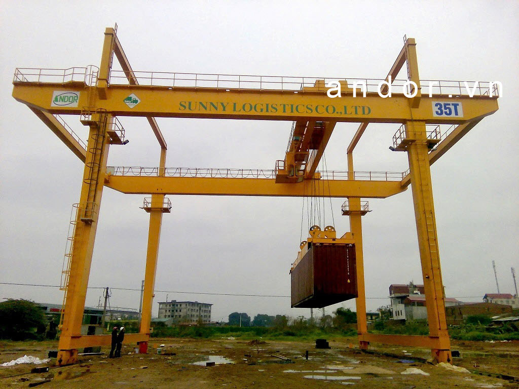 Cổng trục Container